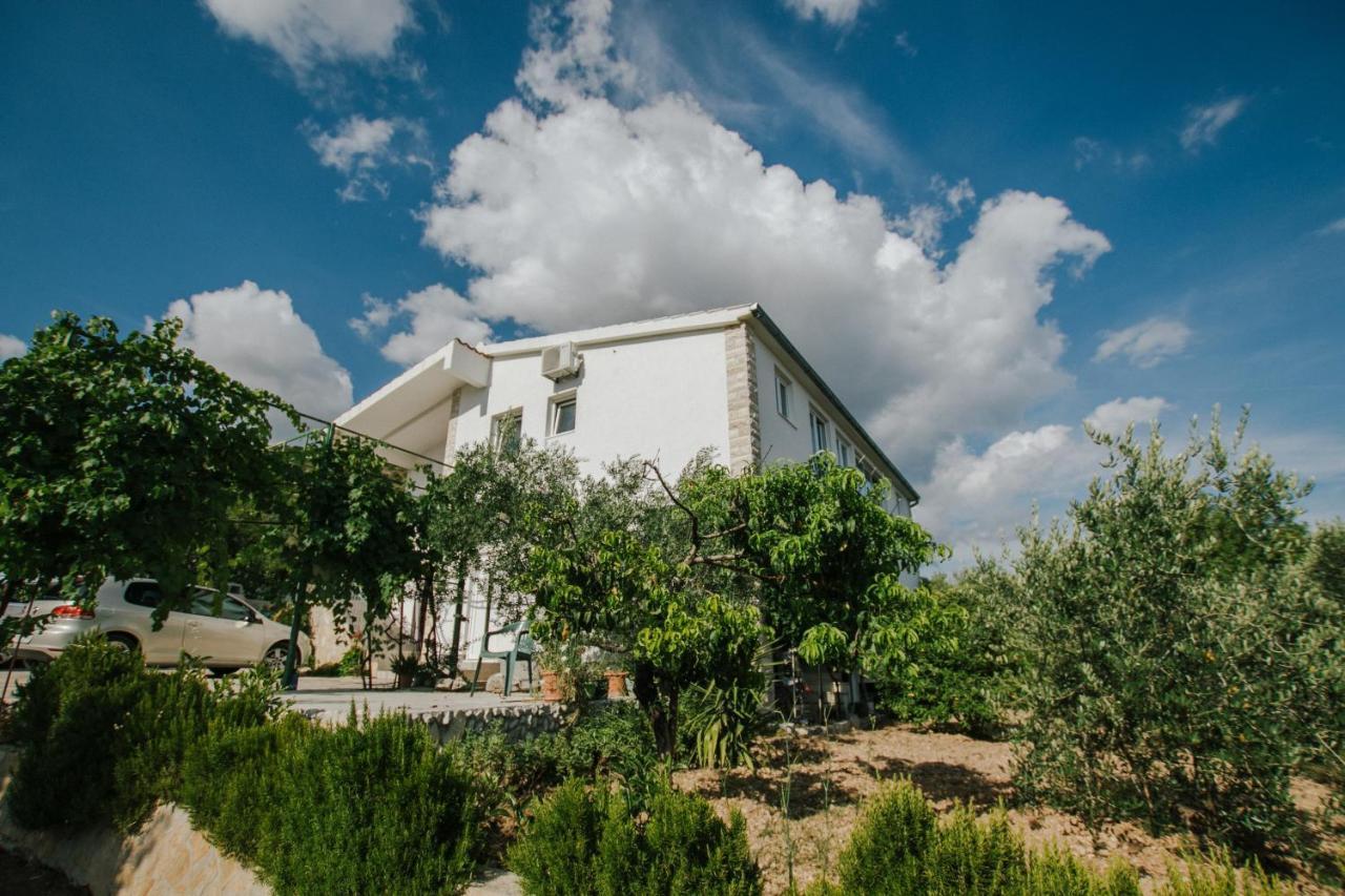 Tomislav Apartment Trogir Exterior foto